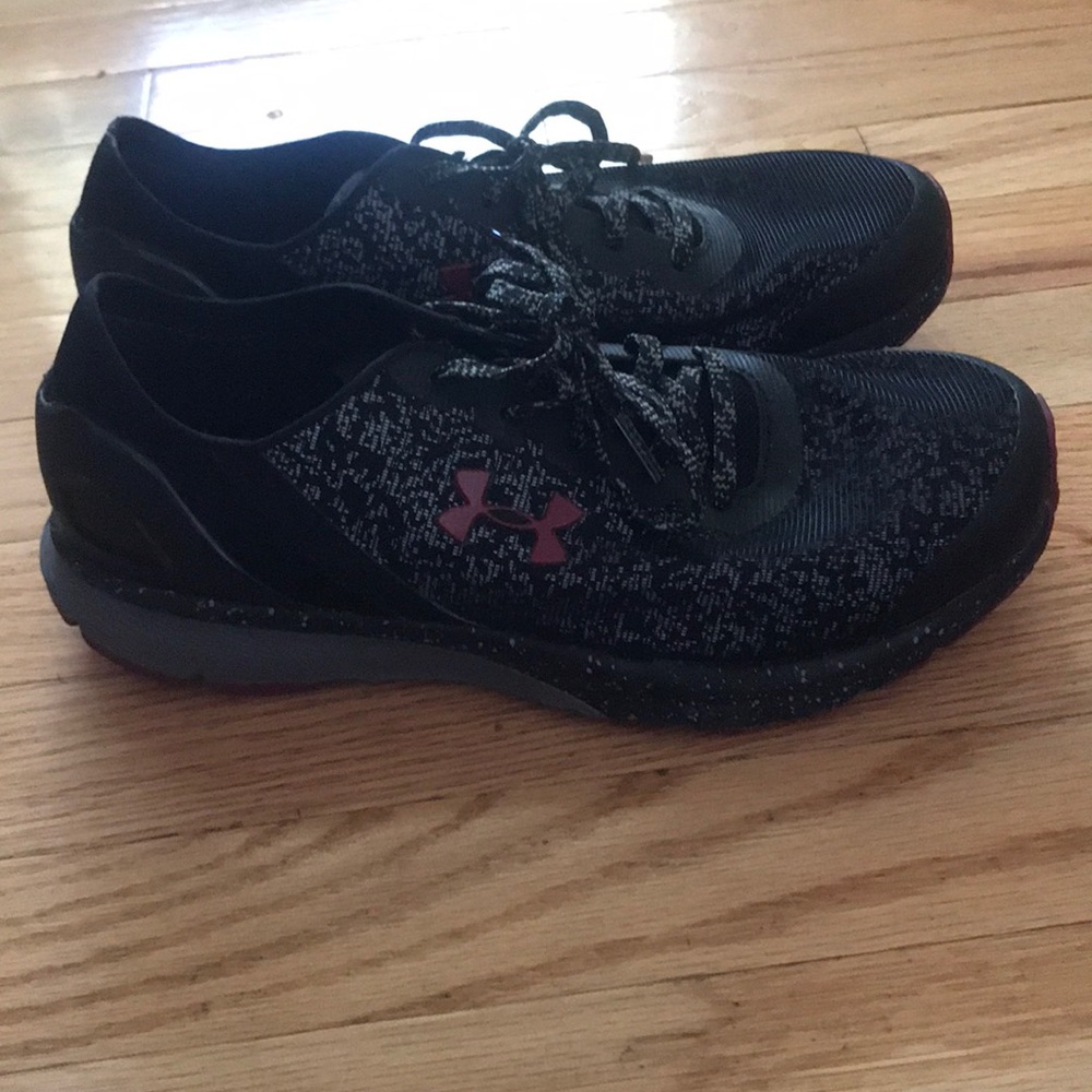 Gently worn Under Armour sneakers size 9